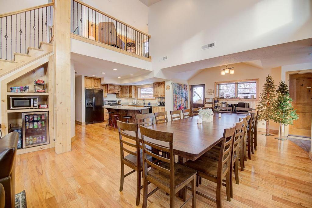 Cottonwood Heights Engen Hus Bed And Breakfast מראה חיצוני תמונה