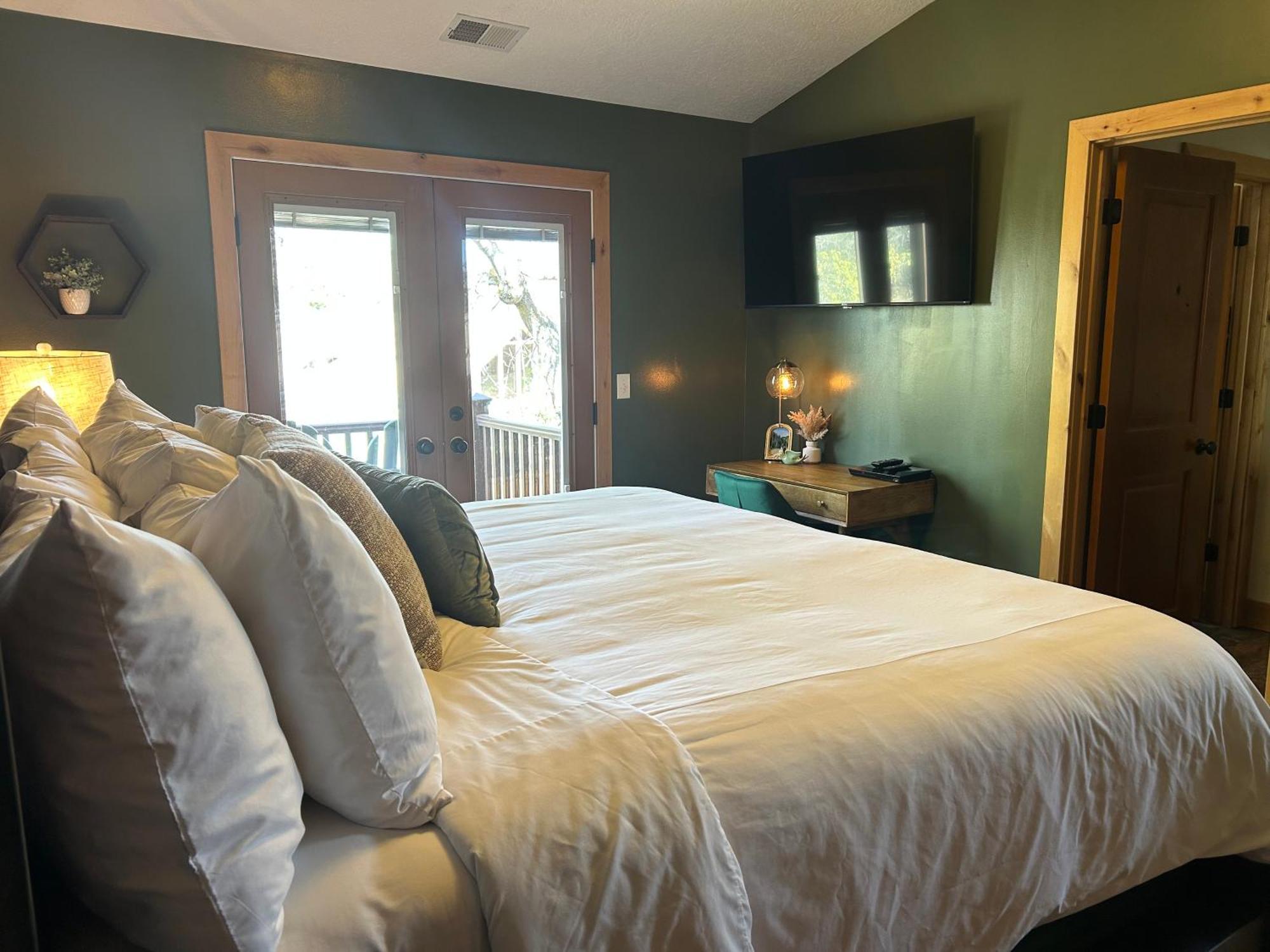 Cottonwood Heights Engen Hus Bed And Breakfast מראה חיצוני תמונה